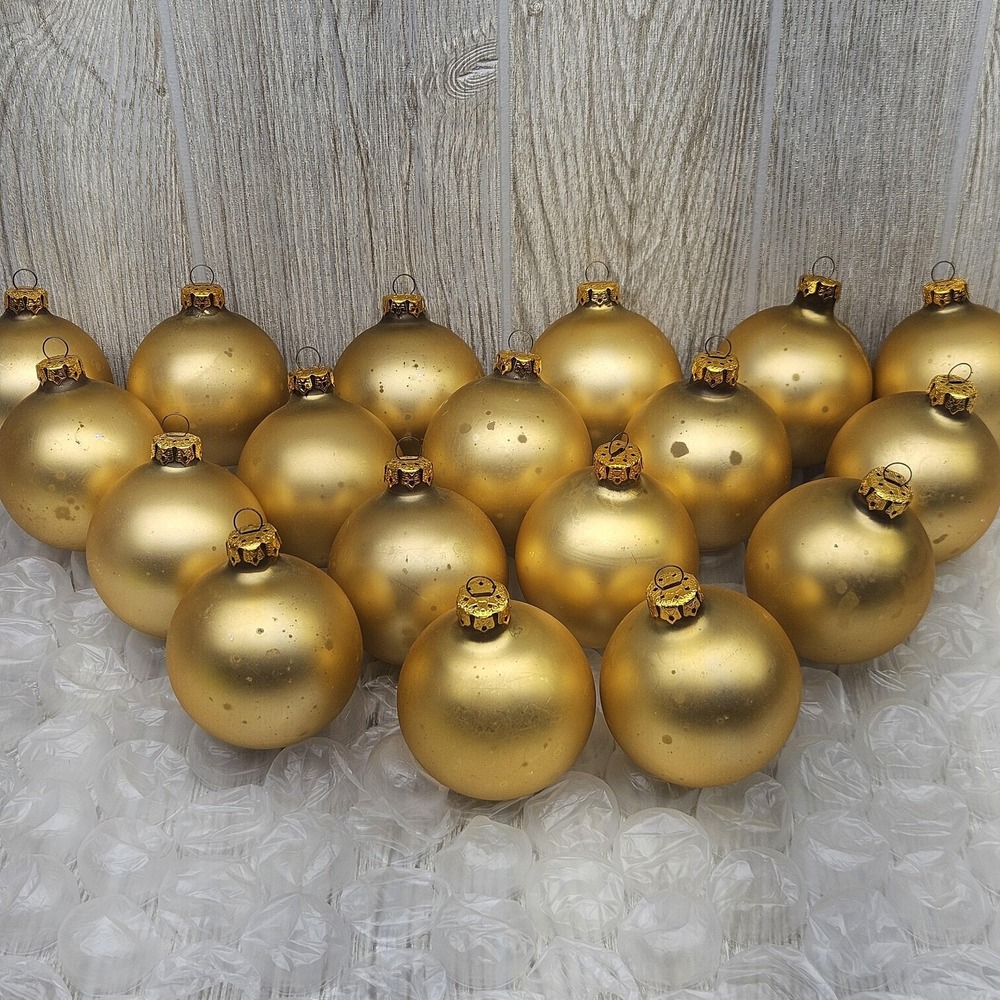 Vintage Matte Gold Glass Christmas Ornaments Set‎ 18 Holiday Tree Round Balls